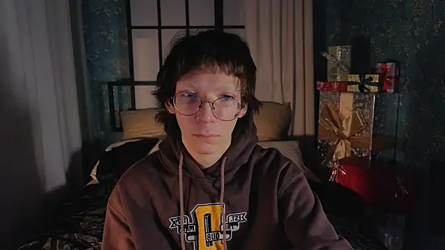 TommieHi online show from November 30, 5:08 am