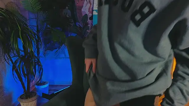 TommieHi online show from October 25, 5:28 am