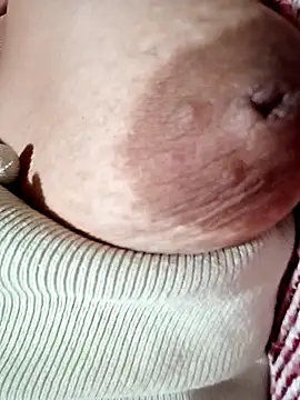 Hotmommax online show from January 14, 7:28 pm