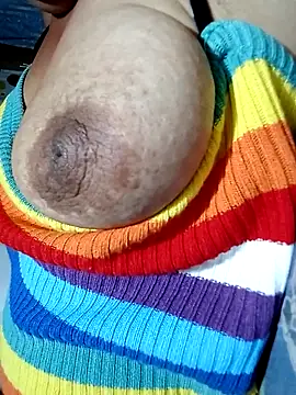 Hotmommax online show from March 3, 8:16 pm