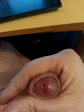 Snapshot of SugaryFinder1 chatting on February 21, 2:52 pm SugaryFinder1 online show from February 21, 2:52 pm