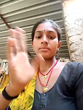 Snapshot of Sali_ji chatting on October 16, 10:45 am Sali ji online show from October 16, 10:45 am