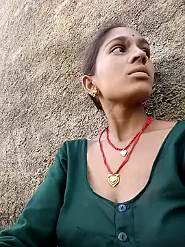 Snapshot of Sali_ji chatting on October 4, 8:27 am Sali ji online show from October 4, 8:27 am