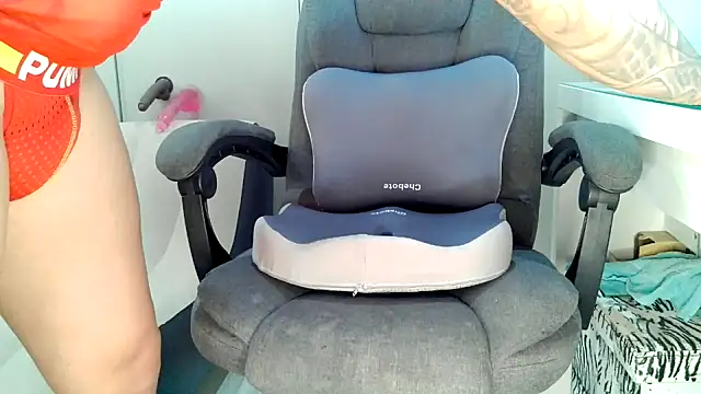 Jockstrap3x online show from April 8, 11:55 am