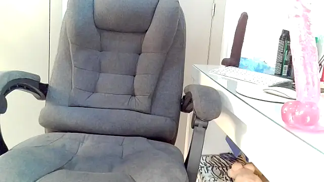 Jockstrap3x online show from January 8, 2:23 pm