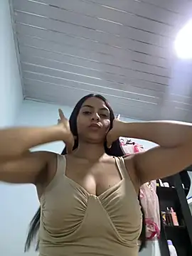 miluwatson online show from March 29, 9:27 pm