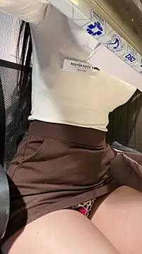 Gina999 online show from April 20, 2:14 am