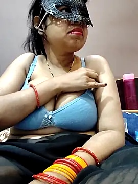 Snapshot of Hot__bhabhi_99 chatting on March 2, 5:08 am Hot bhabhi 99 online show from March 2, 5:08 am
