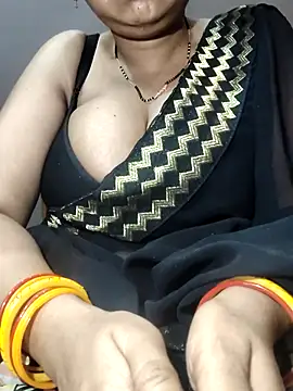 Hot  bhabhi 99 online show from April 18, 3:42 am