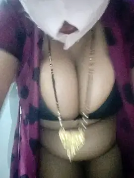 Hot  bhabhi 99 online show from November 8, 5:33 am