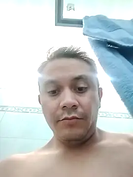 Snapshot of Ricuss9 chatting on November 8, 5:38 pm Ricuss9 online show from November 8, 5:38 pm