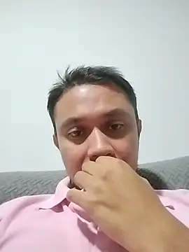 Snapshot of Ricuss9 chatting on October 3, 12:50 pm Ricuss9 online show from October 3, 12:50 pm