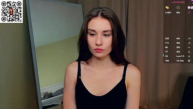 MinaRuzzo online show from November 17, 5:44 am