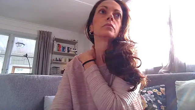 LoveAndRopes online show from March 3, 8:32 am