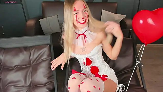 SerenaCrystall online show from October 27, 3:29 am