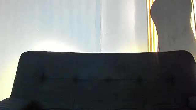 Jaybrown  1 online show from November 15, 4:00 pm