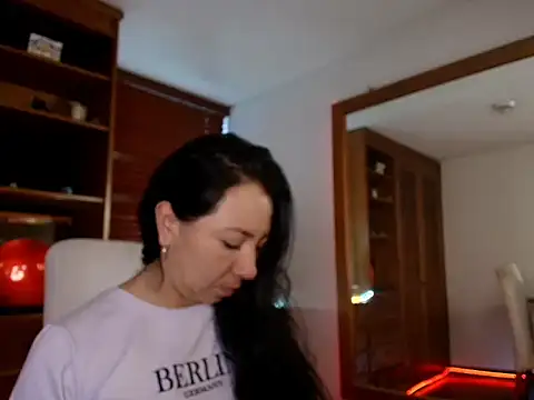 Talia  velvet online show from December 22, 11:32 am