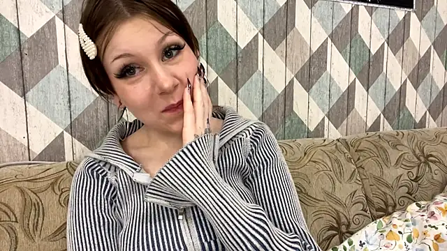 RebelKitsune online show from November 9, 10:30 am