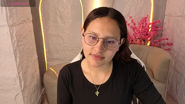 Nyx Tamy Tx  online show from October 1, 1:04 pm