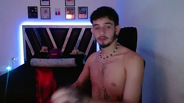 Sebasxxl12 online show from December 19, 9:22 am