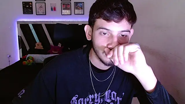 Sebasxxl12 online show from January 7, 9:31 pm