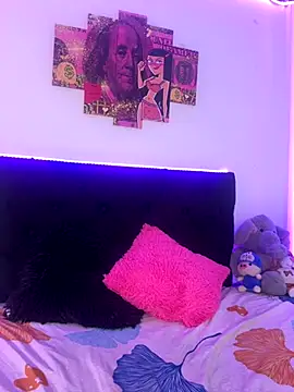 Sussyroxxx online show from November 30, 7:58 pm