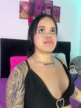 Sussyroxxx online show from February 25, 4:12 am