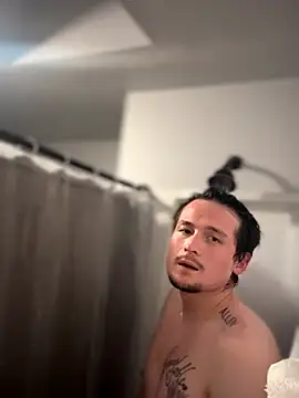 itsthecatchh online show from April 24, 4:03 am