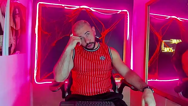 Snapshot of isaac_franko chatting on October 29, 12:48 pm isaac franko online show from October 29, 12:48 pm