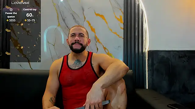 Snapshot of isaac_franko chatting on November 18, 9:07 pm isaac franko online show from November 18, 9:07 pm