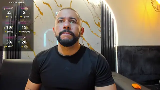 Snapshot of isaac_franko chatting on November 24, 9:04 pm isaac franko online show from November 24, 9:04 pm