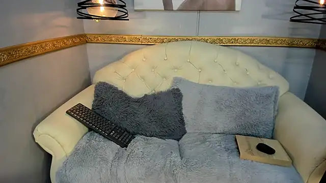 Snapshot of Sammy_Millers chatting on December 14, 10:04 pm Sammy Millers online show from December 14, 10:04 pm