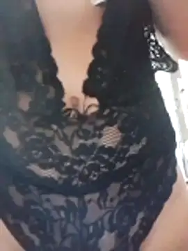 misteriosabb000 online show from April 1, 8:37 am