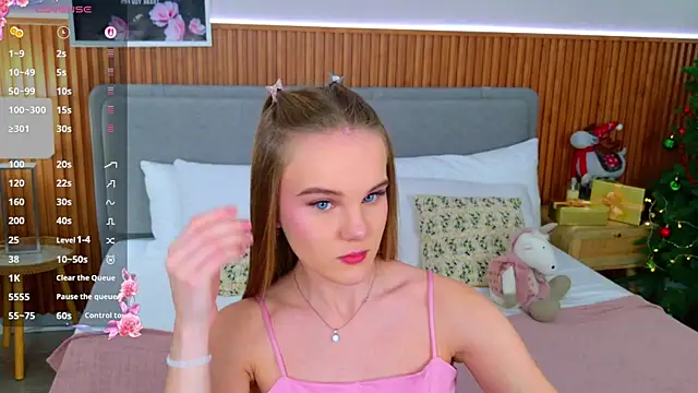 Lili Lohan online show from November 20, 5:02 pm