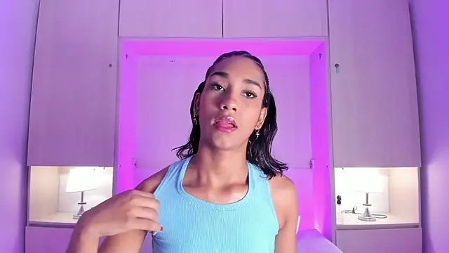 AnahiCollins online show from May 21, 12:02 pm