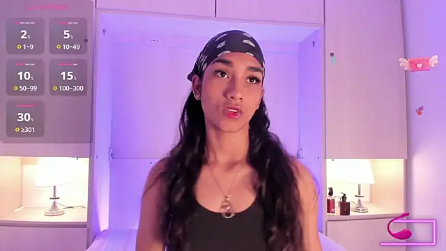 AnahiCollins online show from November 3, 11:36 am