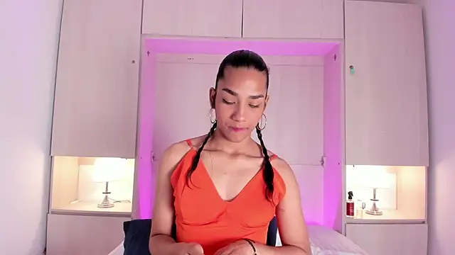 AnahiCollins online show from November 21, 11:42 am