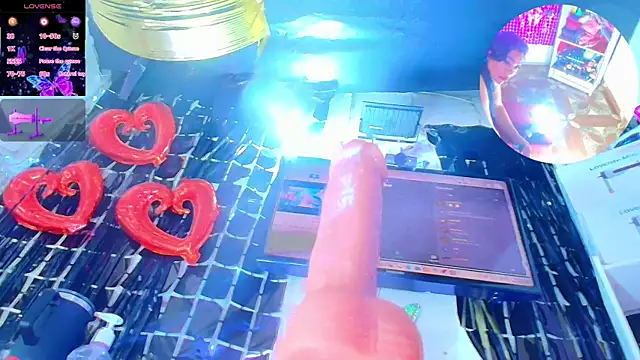 dakotamilf  hot online show from April 14, 9:14 am