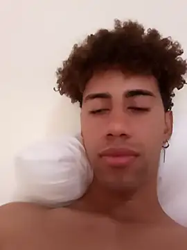 The boy good online show from December 19, 6:21 pm