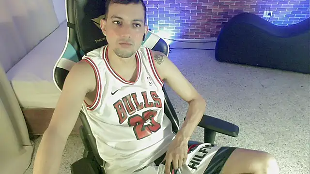 Bulls 23  online show from October 2, 1:58 pm