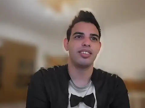 Snapshot of _Djonson_ chatting on September 27, 11:33 pm Djonson online show from September 27, 11:33 pm