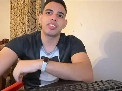 Snapshot of _Djonson_ chatting on October 1, 6:23 pm Djonson online show from October 1, 6:23 pm