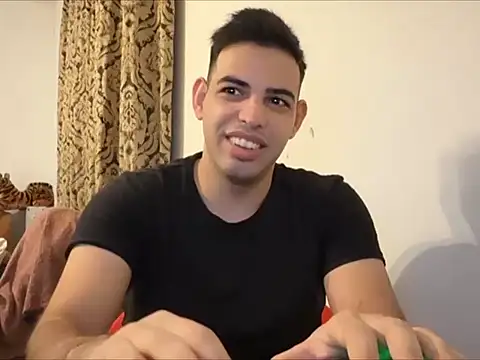 Snapshot of _Djonson_ chatting on October 7, 4:52 pm Djonson online show from October 7, 4:52 pm