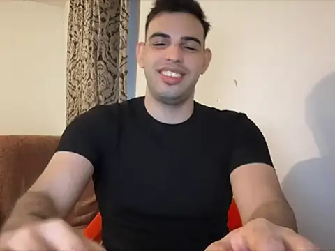 Snapshot of _Djonson_ chatting on October 26, 4:24 am Djonson online show from October 26, 4:24 am