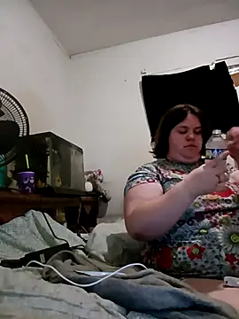 kittytightholes online show from October 1, 1:11 am