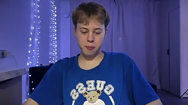  bee boy  online show from October 10, 3:35 pm
