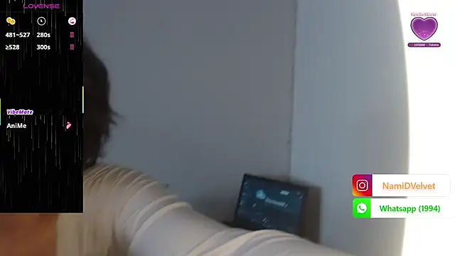 Snapshot of NamiDVelvet chatting on October 15, 2:58 pm NamiDVelvet online show from October 15, 2:58 pm