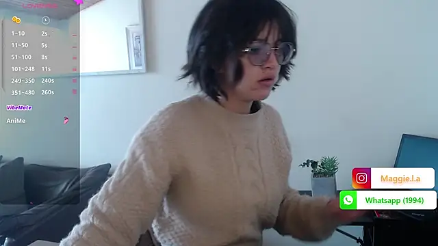 Snapshot of NamiDVelvet chatting on October 14, 3:56 pm NamiDVelvet online show from October 14, 3:56 pm