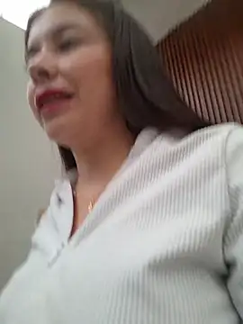 EmmaValencia  online show from May 29, 4:24 pm