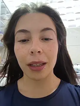 EmmaValencia  online show from April 21, 7:20 pm